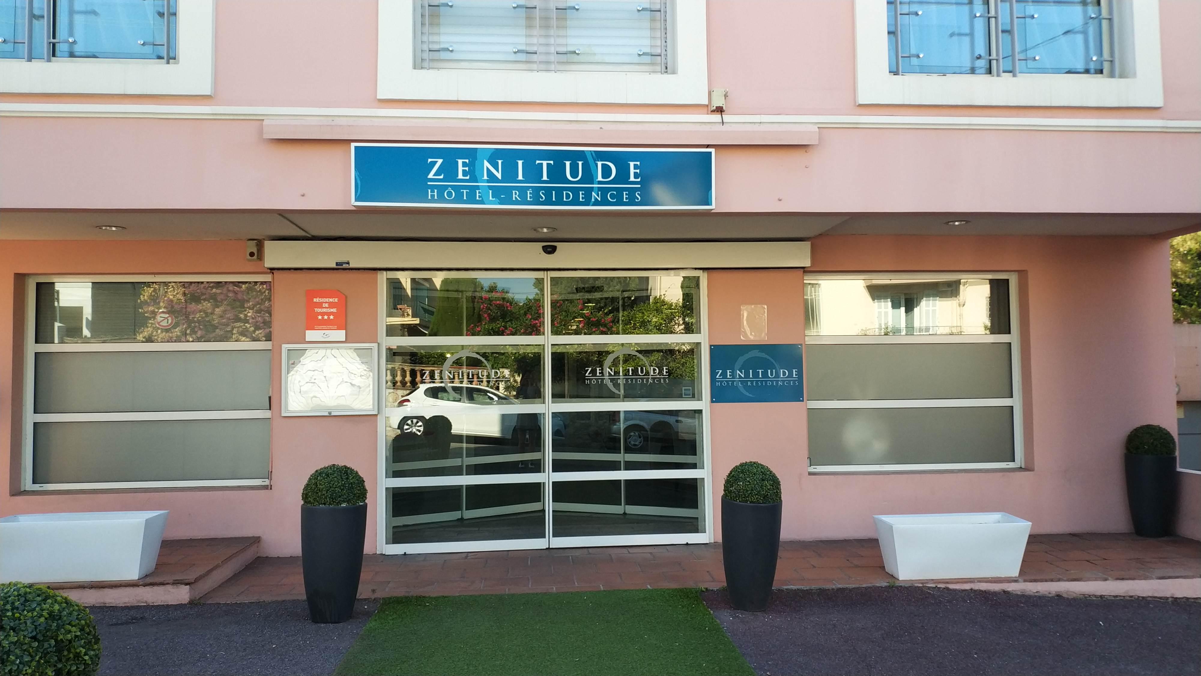 Zenitude Hôtel-Résidences Le Cannet Exterior foto
